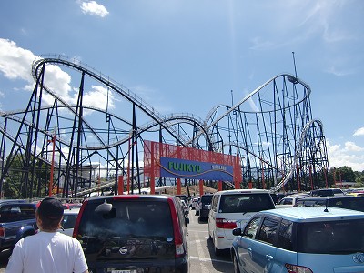 Arriving at Fuji-Kyu Highland amusement park